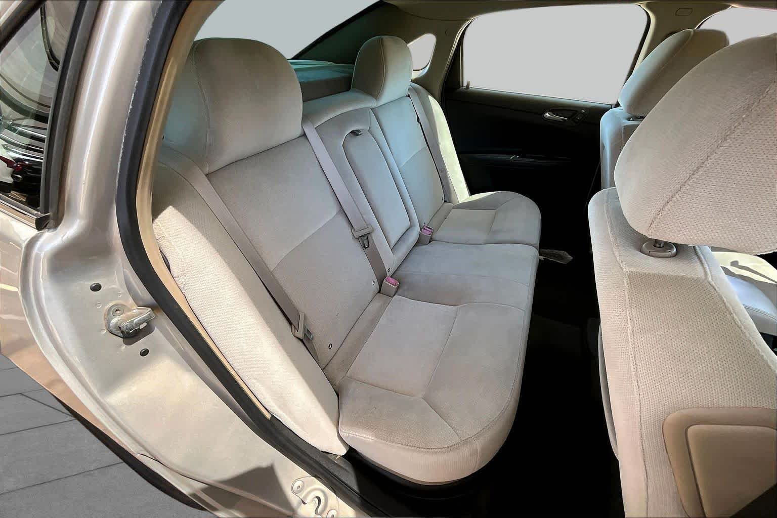 Used 2012 Gold Mist Metallic Chevrolet LT Fleet image 18
