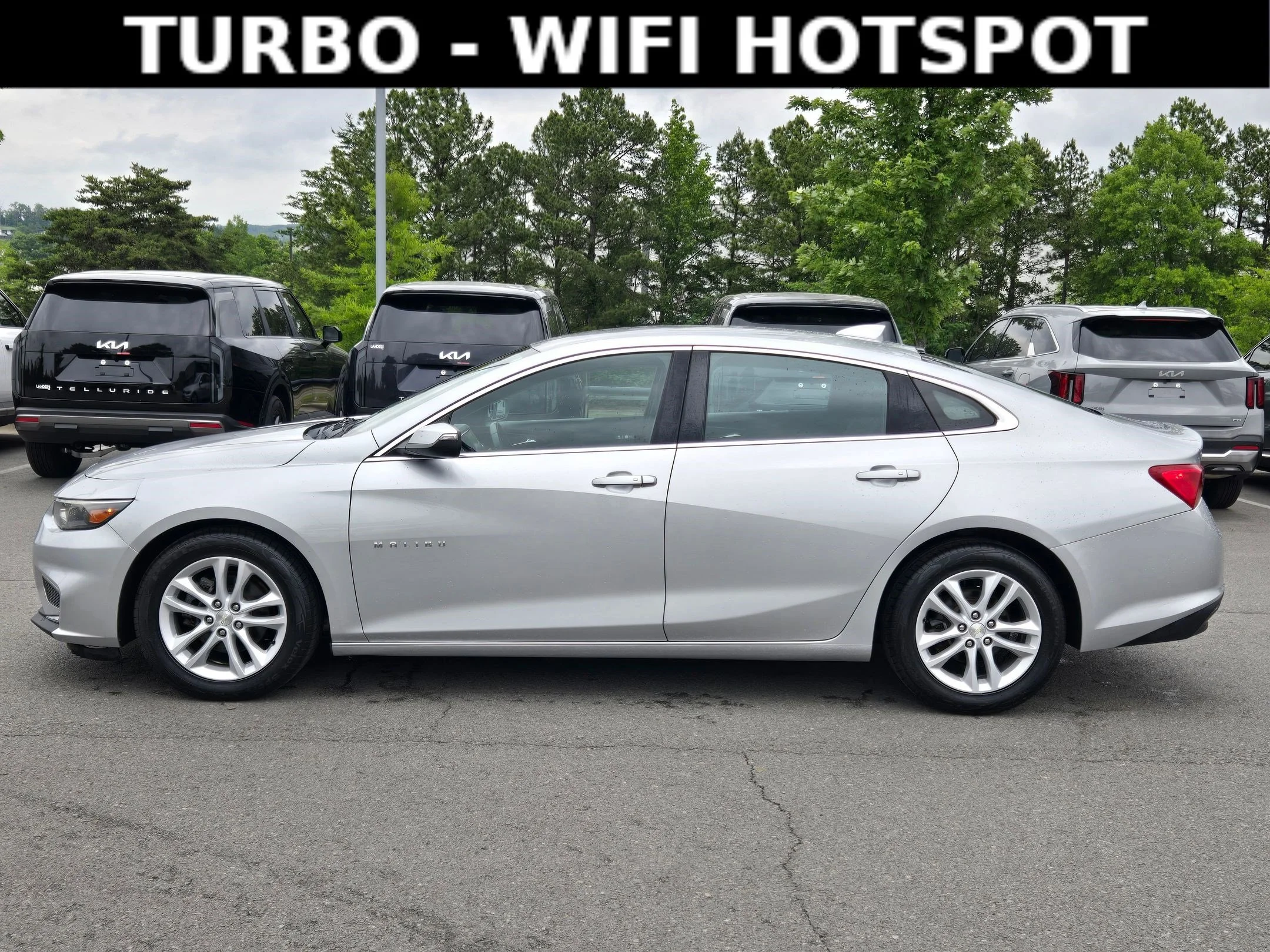 Used 2016 Silver Ice Metallic Chevrolet LT image 4
