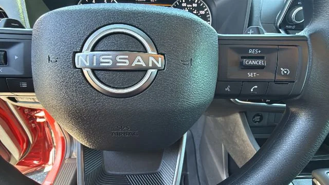 2025 Nissan Rogue S - Photo 18