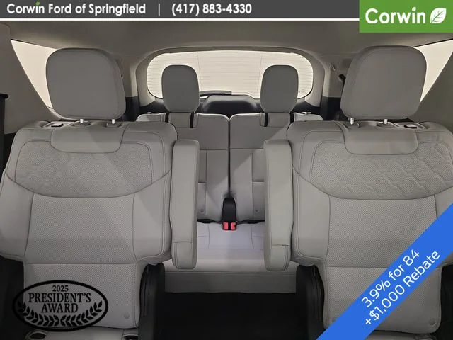 New 2026 Carbonized Gray Metallic Ford Platinum™ image 29