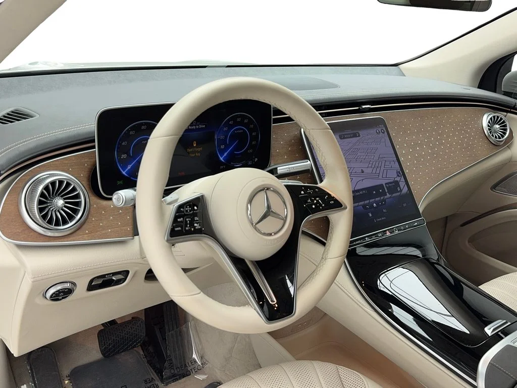 Used 2023 White Mercedes-Benz 450 image 14