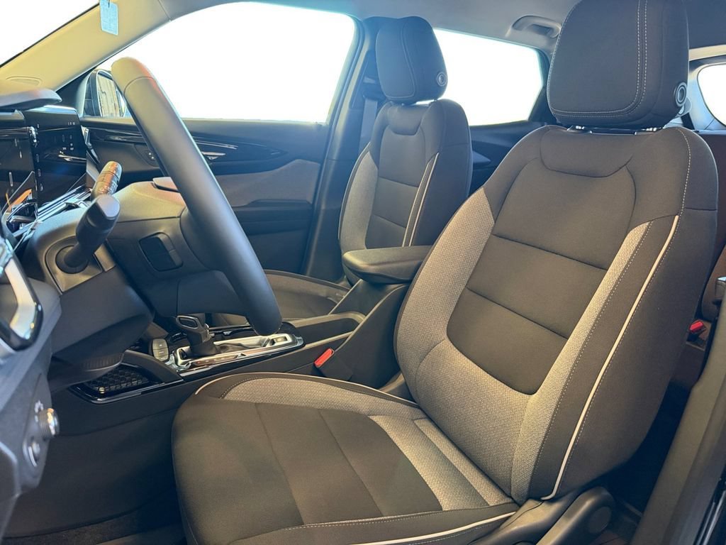 New 2026 Mosaic Black Metallic Chevrolet LT image 25
