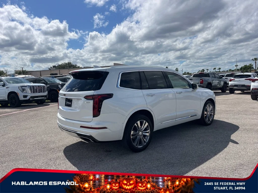 Used 2023 CRYSTAL WHITE TRICOAT Cadillac AWD Premium Luxury image 7