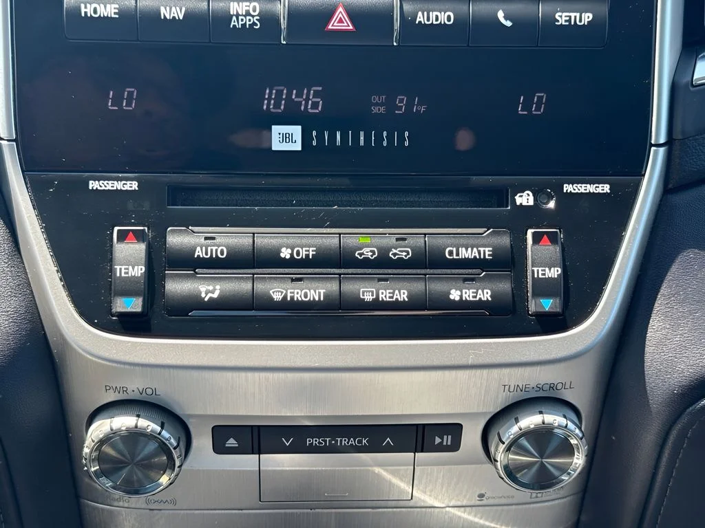 Used 2016 Silver Toyota Base image 13