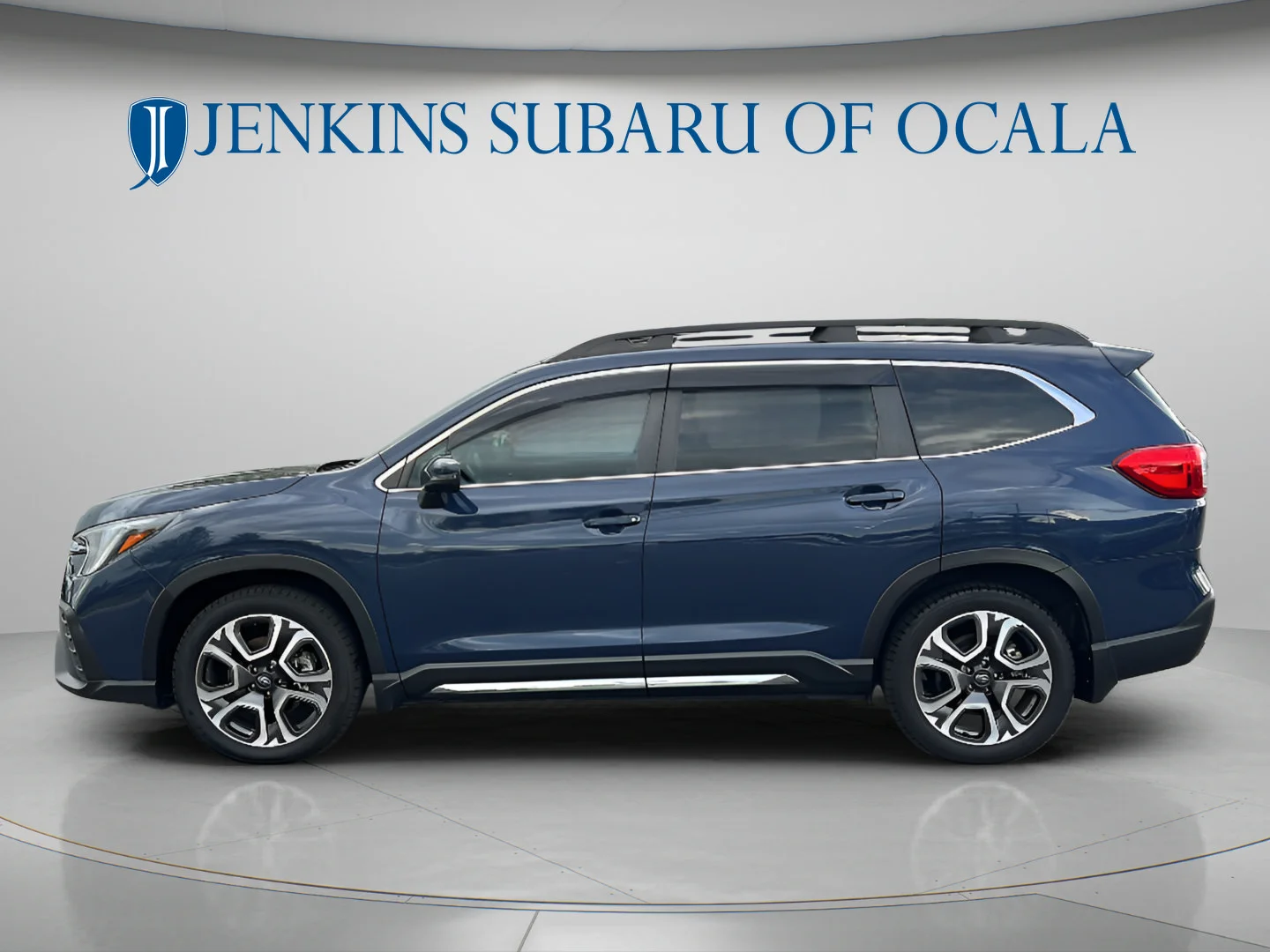 Used 2023 Cosmic Blue Pearl Subaru Limited image 6