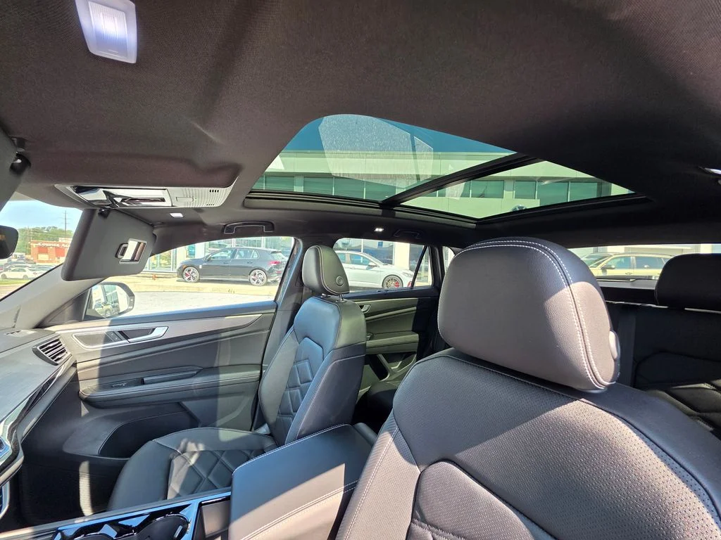 2026 Volkswagen Atlas Cross Sport SE w/Tech - Photo 14