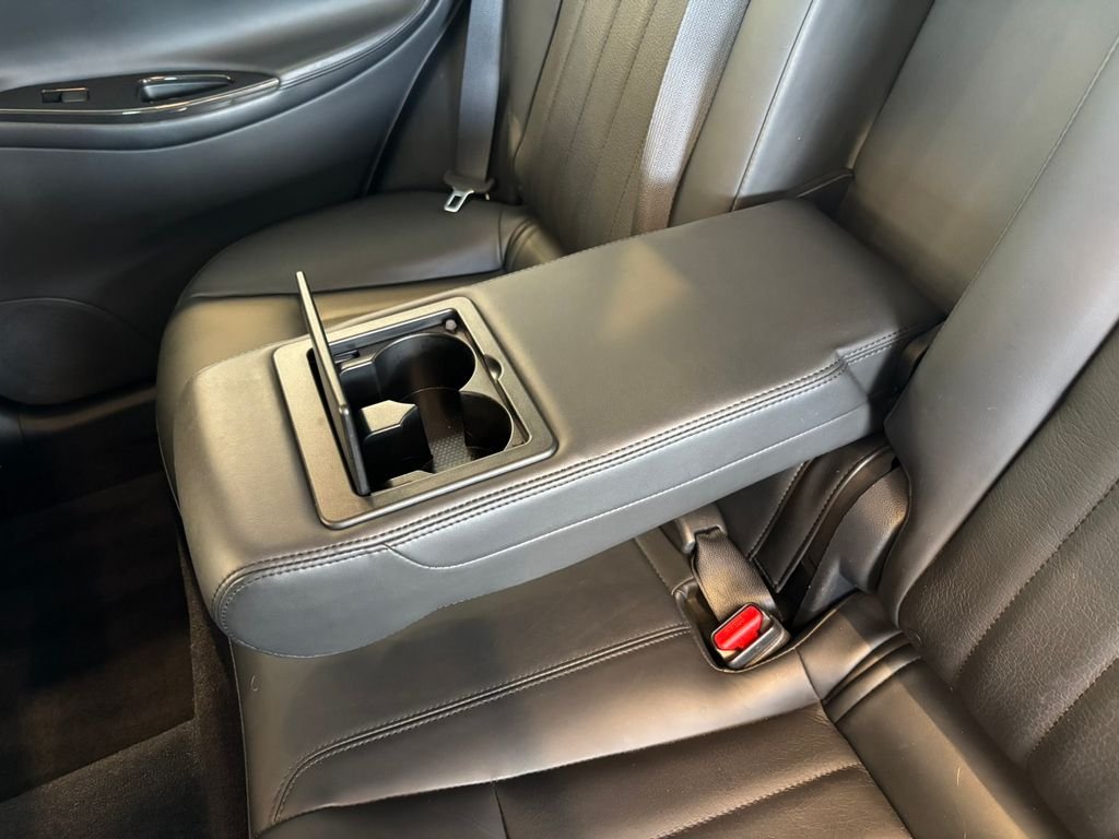 Used 2016 Graphite Shadow INFINITI Base image 28