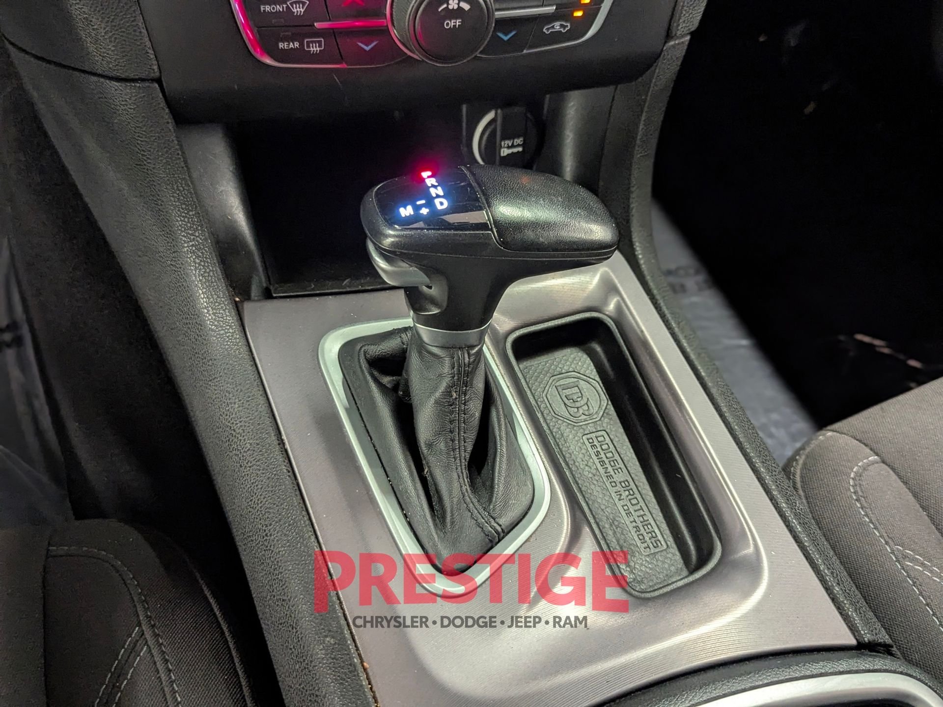 Used 2023 Red Dodge SXT image 22