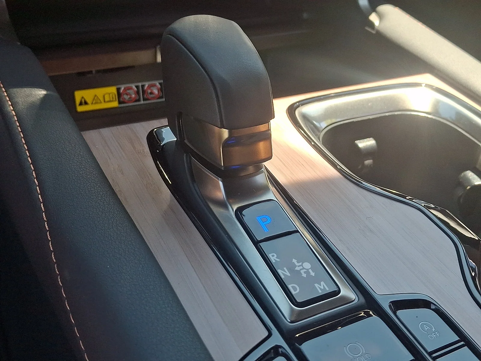 2026 Lexus RX 350 Premium - Photo 9