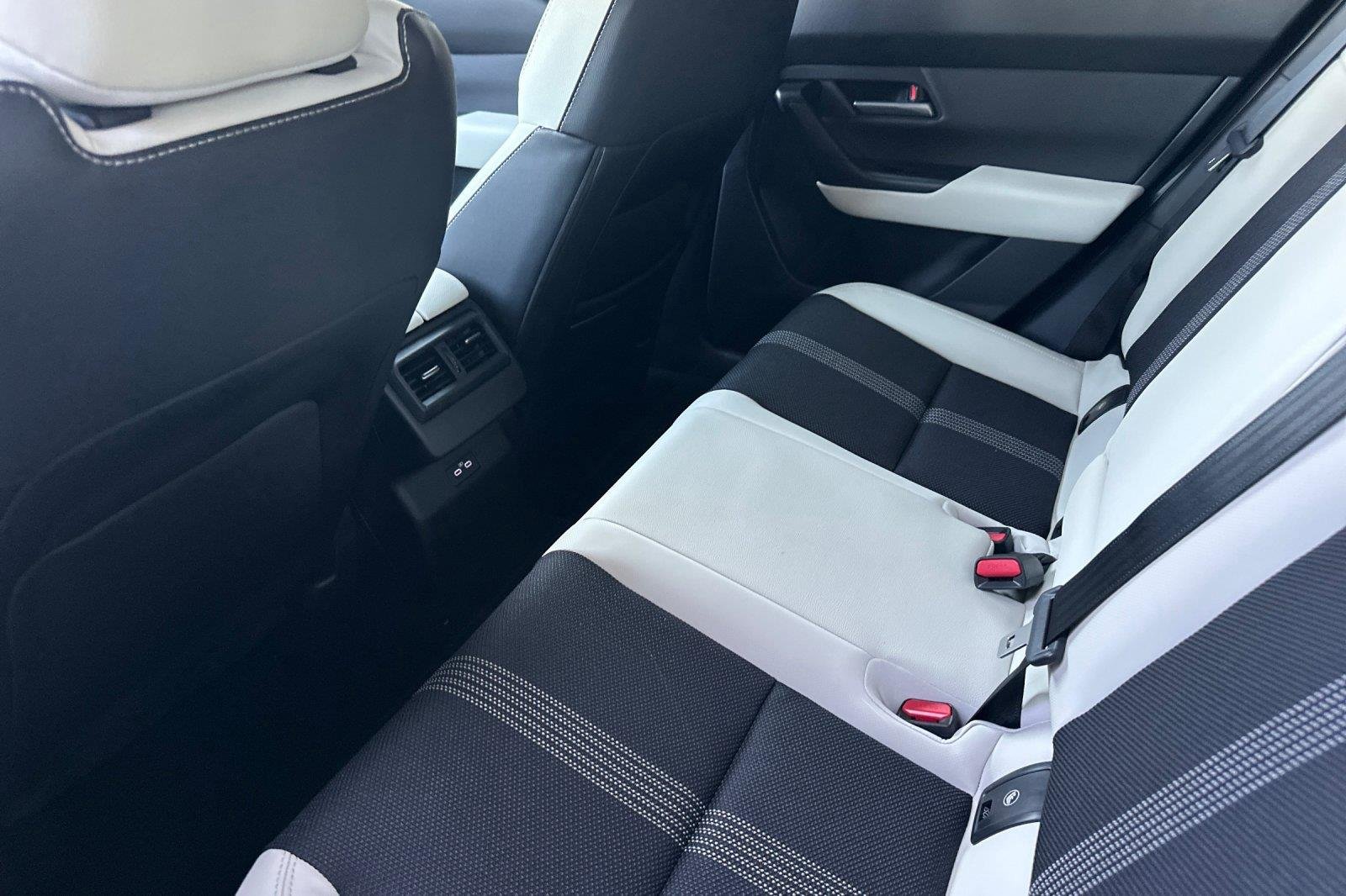 New 2026 Jet Black Mica Mazda 2.5 S Preferred image 13