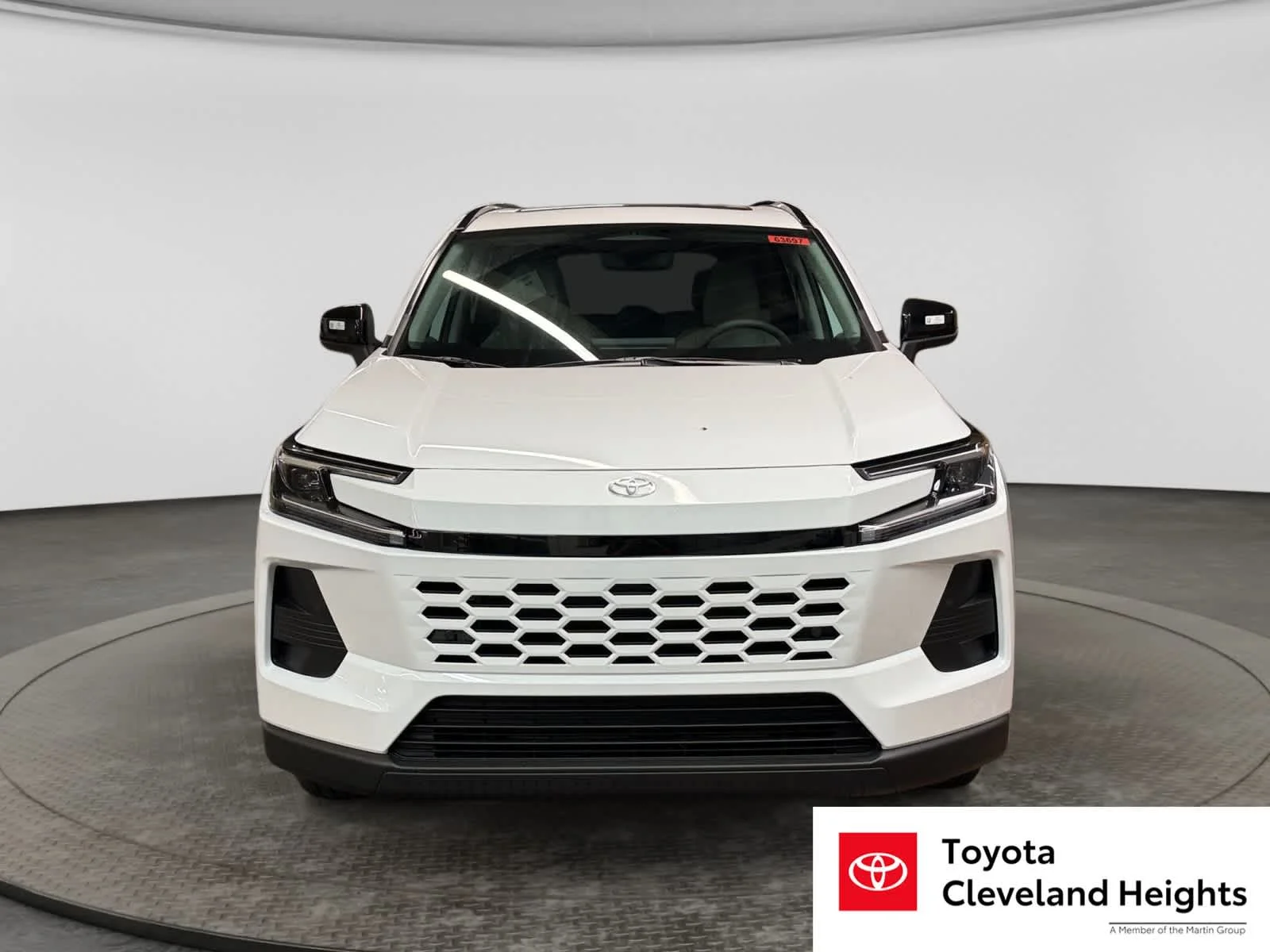New 2026 Ice Cap Toyota XLE Premium image 2