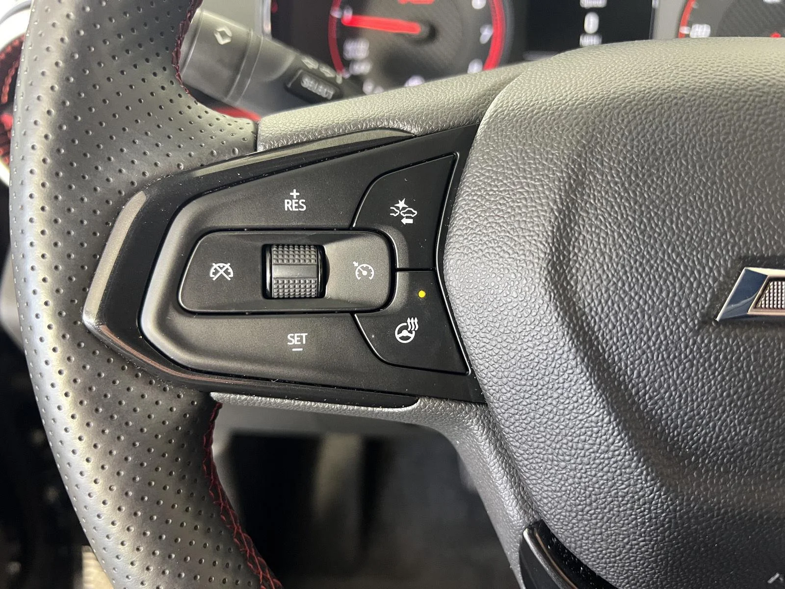 Used 2024 Mosaic Black Metallic Chevrolet 1RS image 9