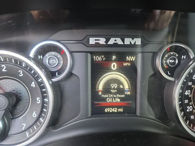 Used 2023 White Ram Big Horn/Lone Star image 21