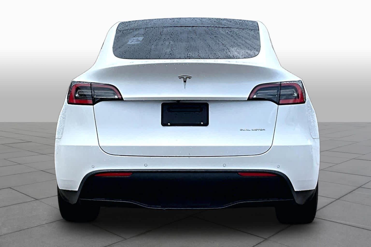 Used 2020 Pearl White Multi-Coat Tesla Long Range image 3
