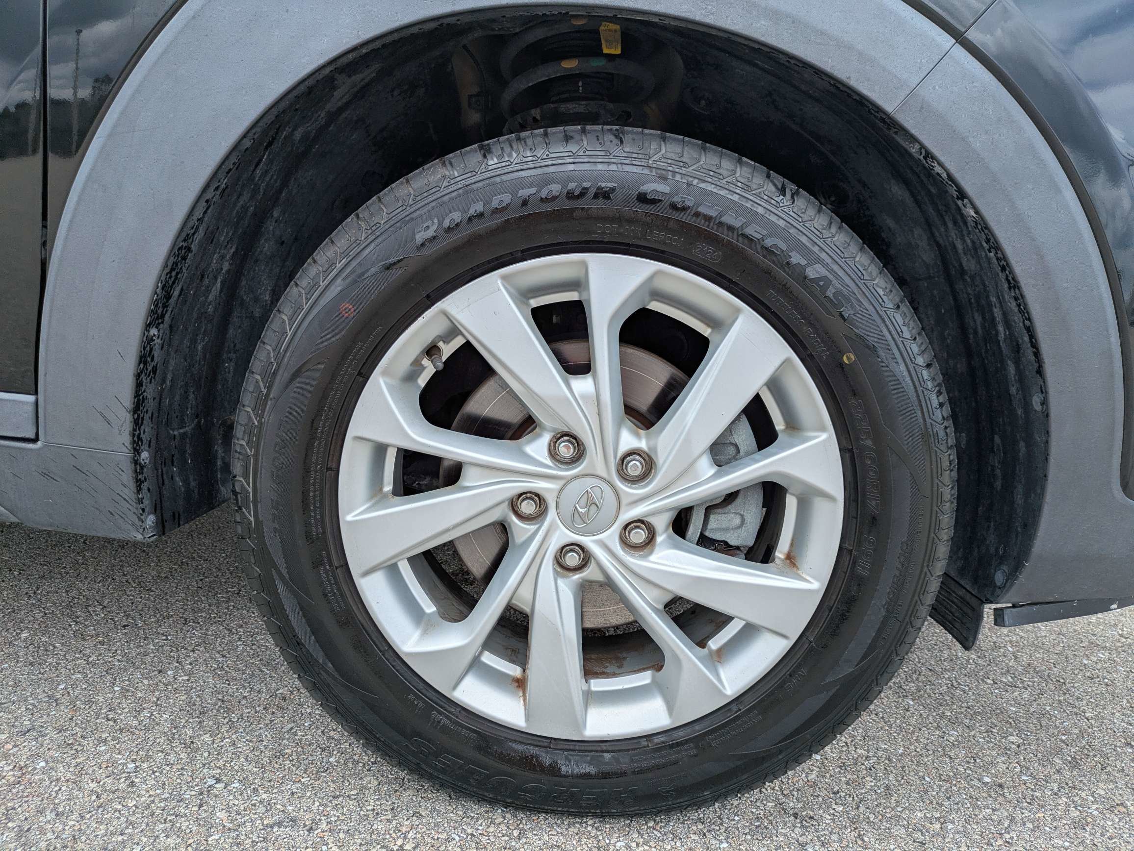 Used 2019 Black Noir Pearl Hyundai Value image 11