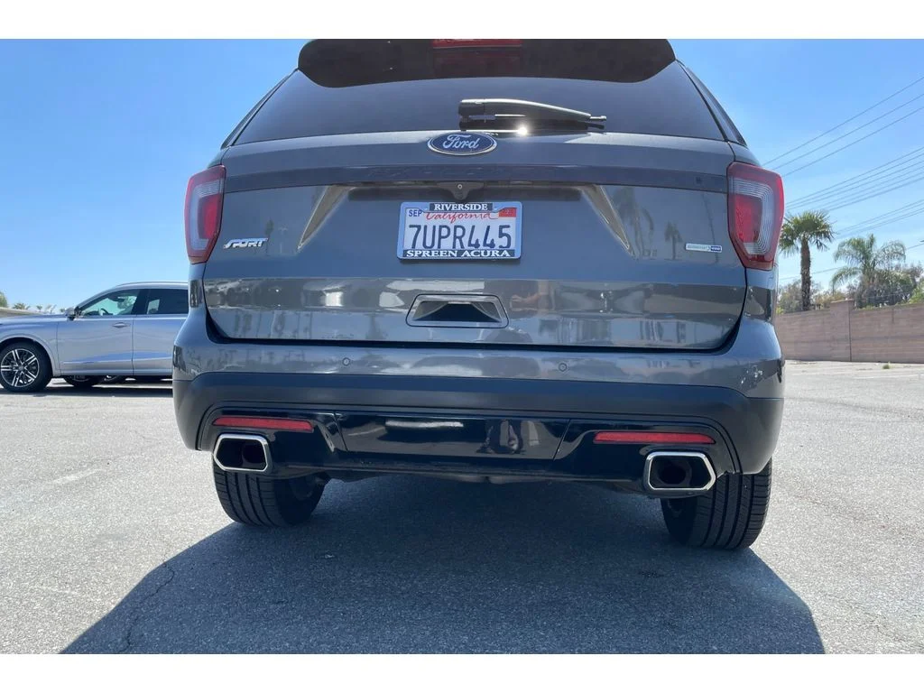 Used 2017 Magnetic Metallic Ford Sport image 50