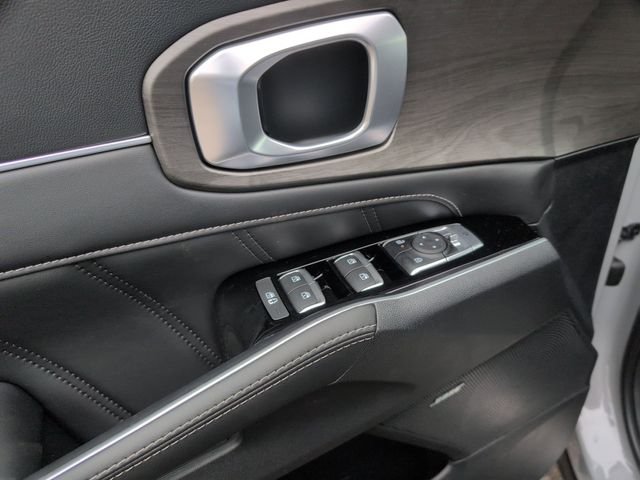 New 2026 Wolf Gray Kia X-Line SX AWD image 10