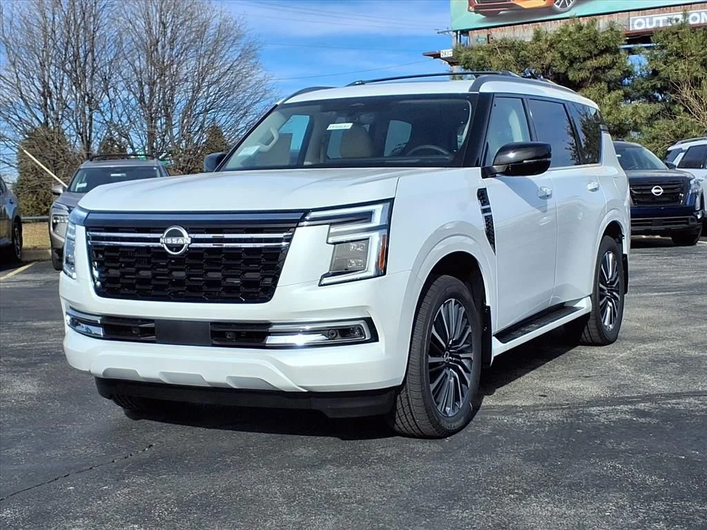 New 2026 Everest White TriCoat Nissan Platinum Reserve image 2