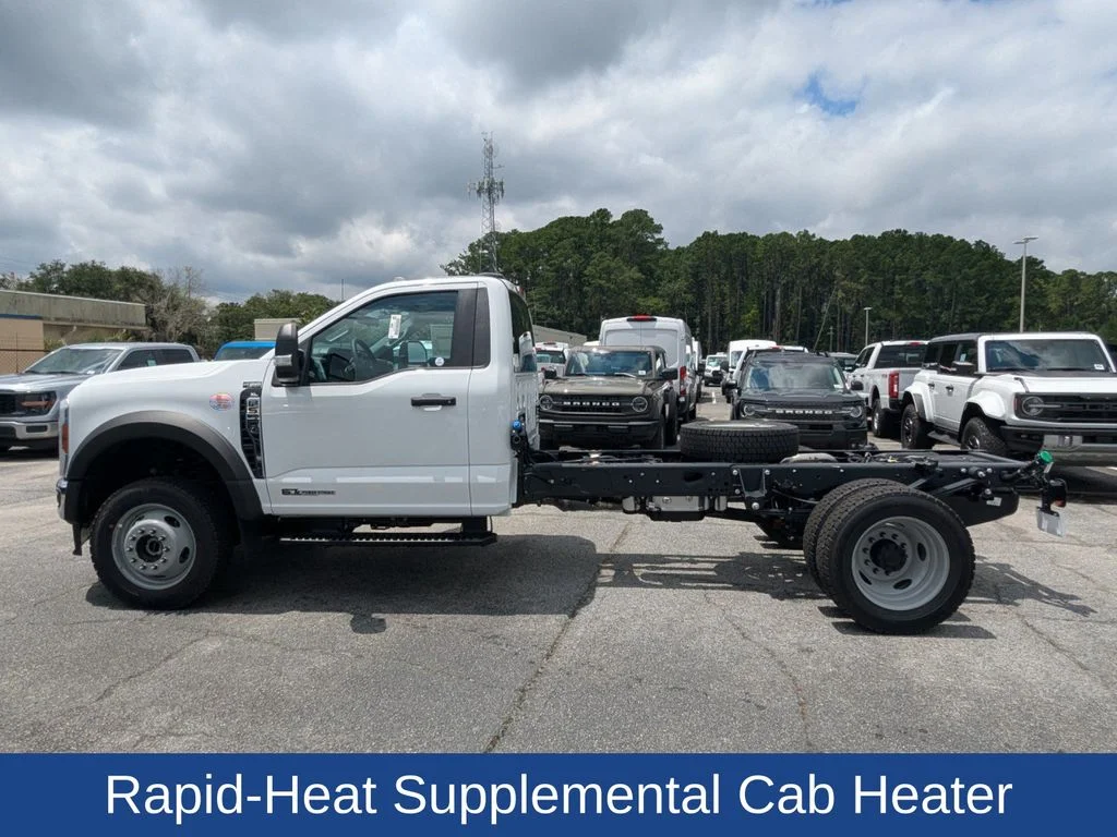 2025 Ford F-550 Super Duty Chassis Cab XL - Photo 7