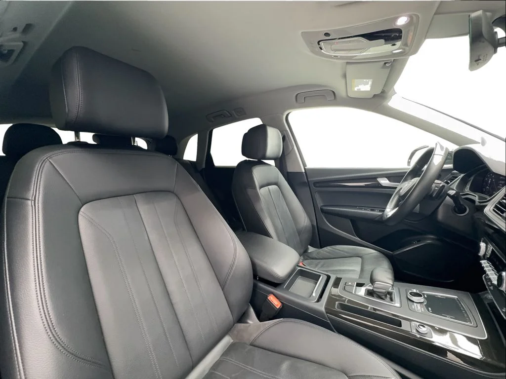 Used 2018 Black Audi 2.0T image 28