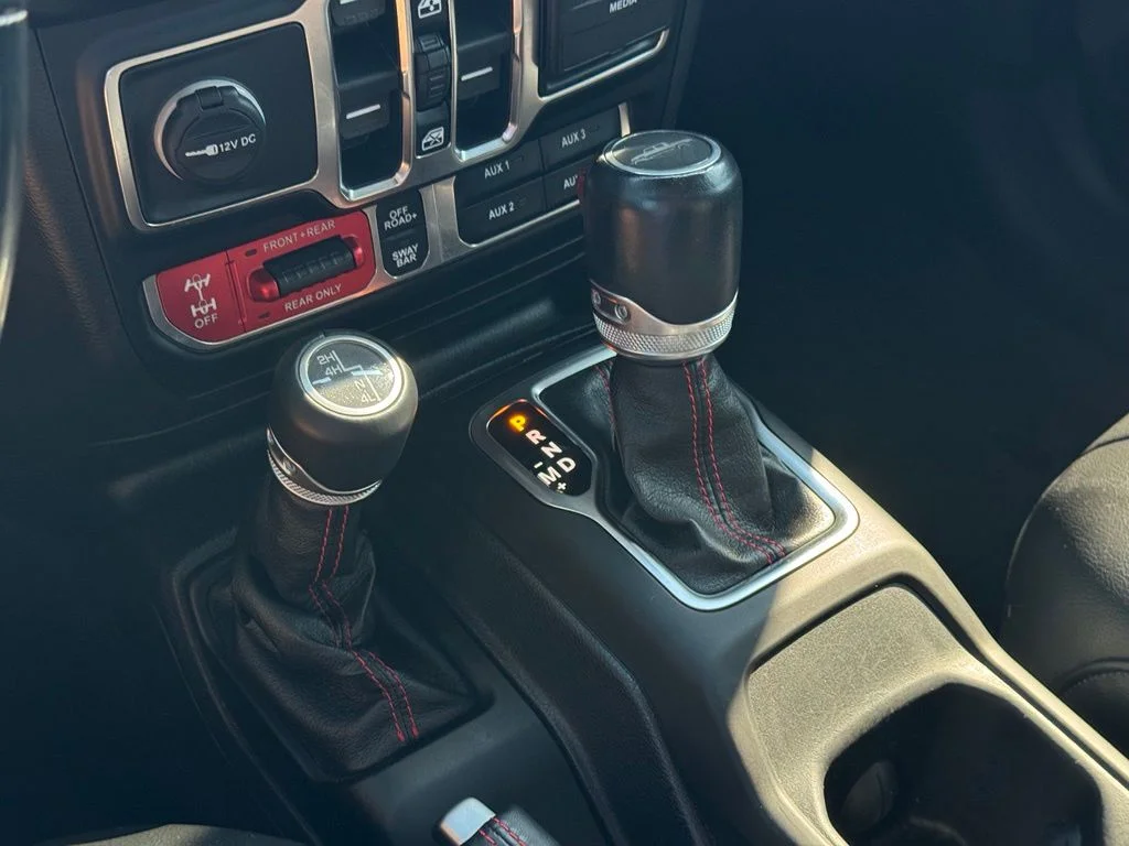 Used 2020 Black Jeep Rubicon image 30