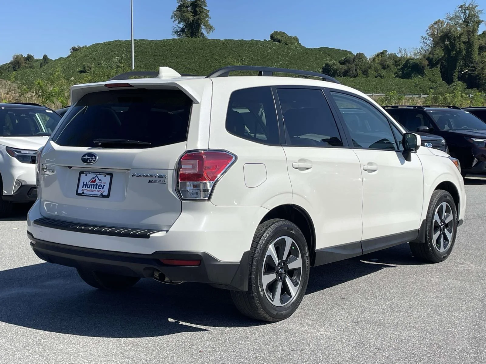 Used 2017 Crystal White Pearl Subaru Premium image 32