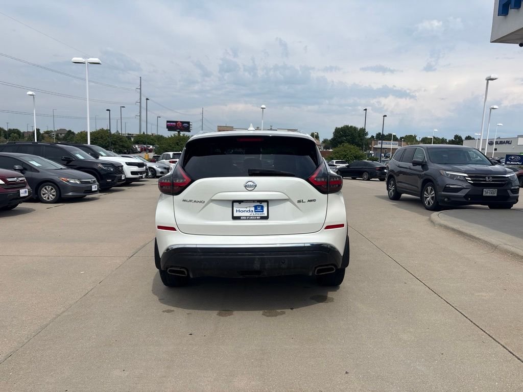 Used 2019 Pearl White Tricoat Nissan SL image 6