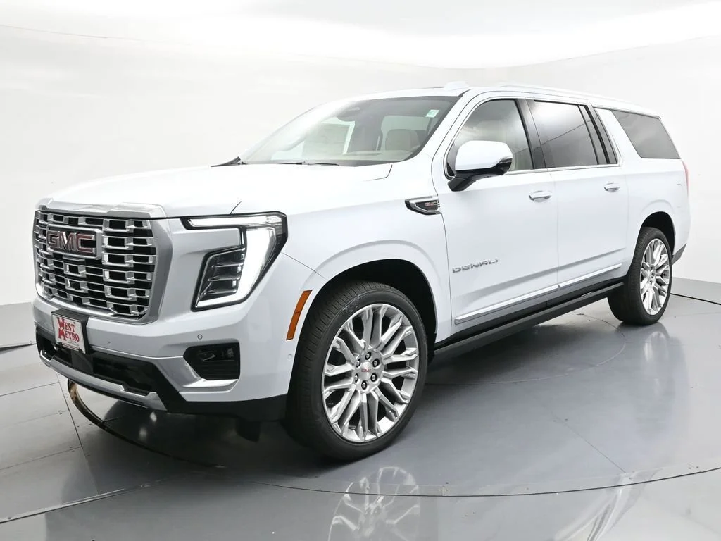 2026 GMC Yukon Denali AWD's photo