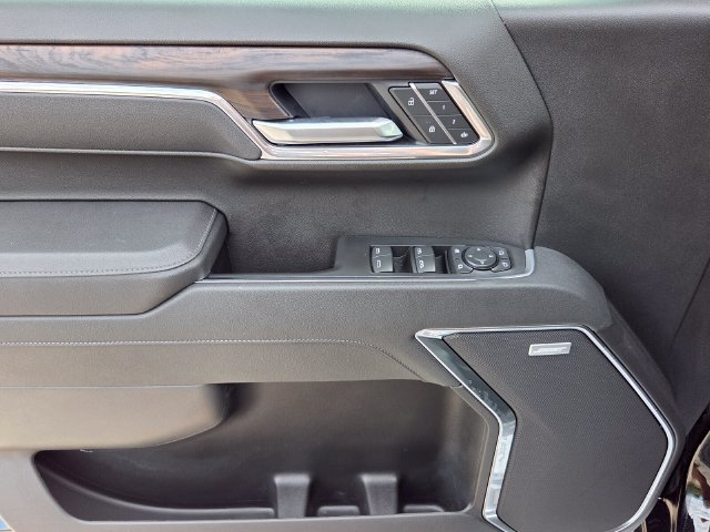 2026 GMC Sierra 1500 SLT - Photo 10