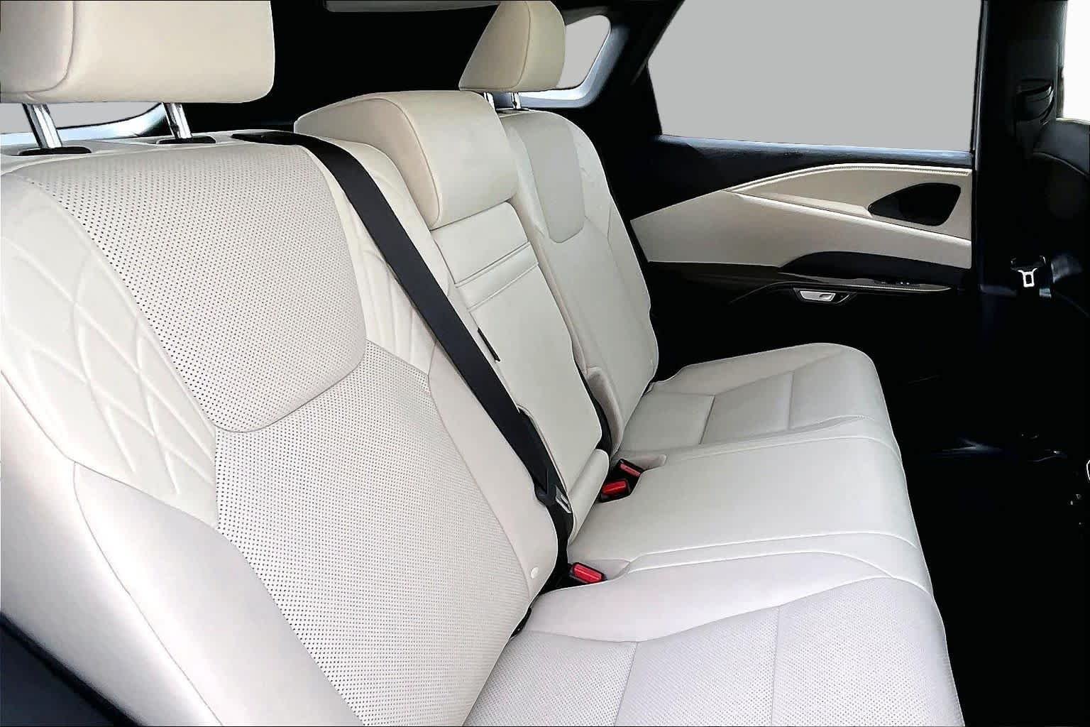 Used 2023 Eminent White Pearl Lexus Premium image 20