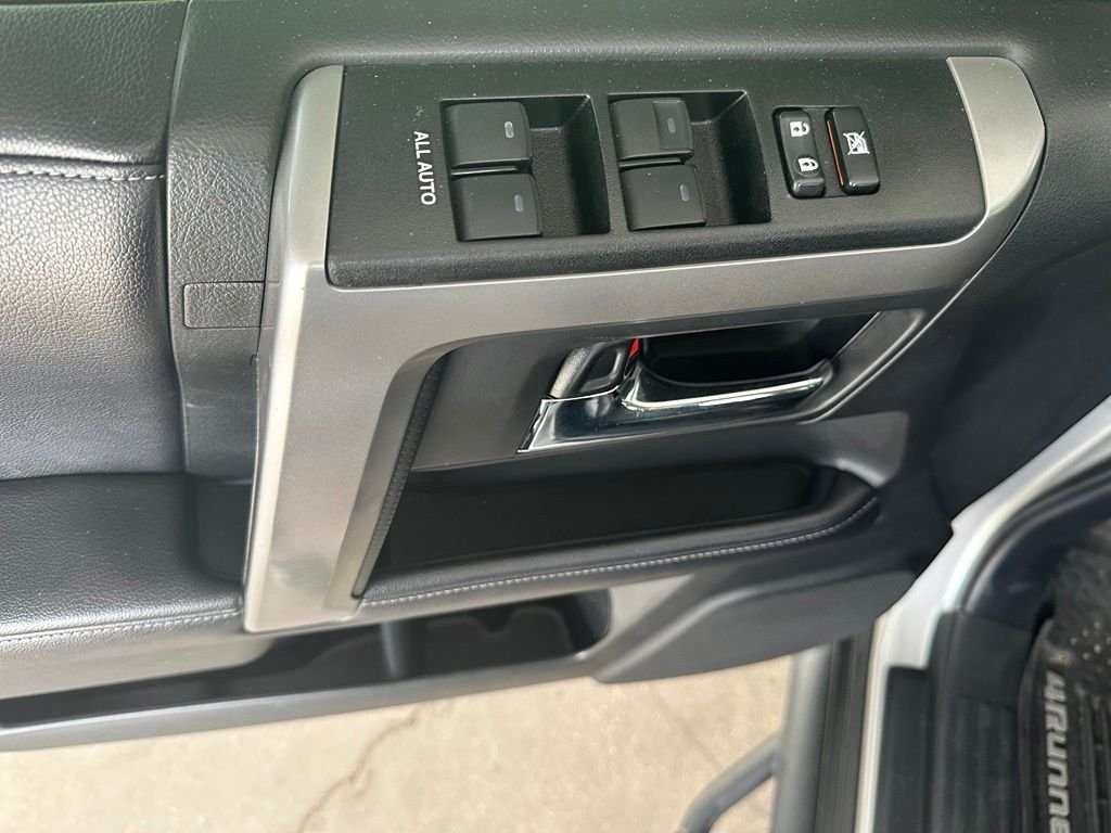 Used 2019 Silver Toyota SR5 Premium image 11