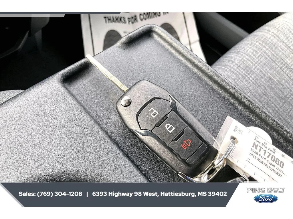 New 2026 Oxford White Ford F-250® XLT image 9