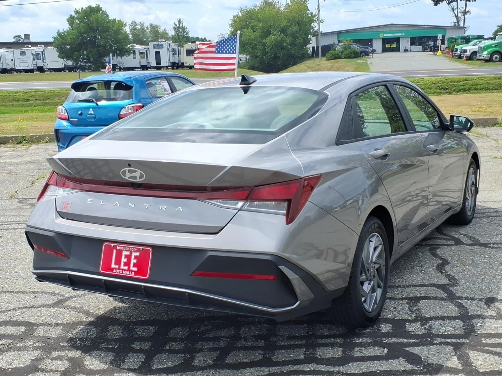 Used 2024 Fluid Metal Hyundai SEL image 5