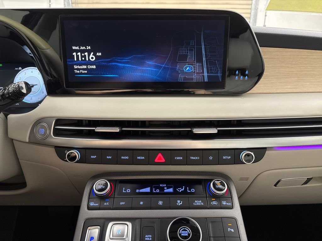 2024 Hyundai Palisade Limited - Photo 20