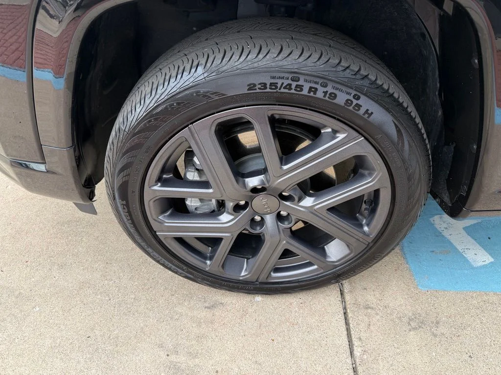 Used 2024 Black Jeep Limited image 6