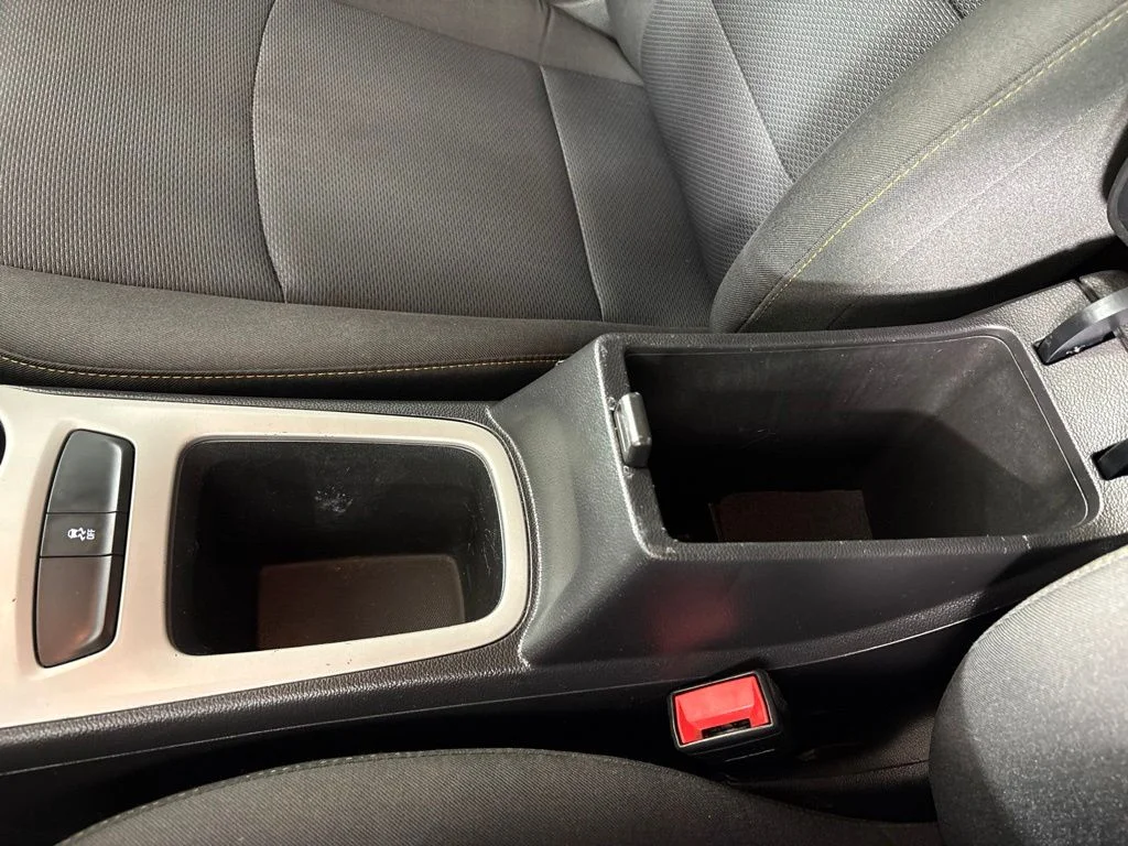 Used 2018 Silver Chevrolet LS image 35