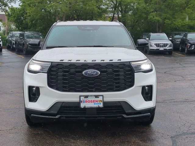 Used 2025 White Ford ST-Line image 2