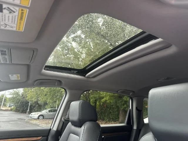 Used 2020  Honda EX-L image 30