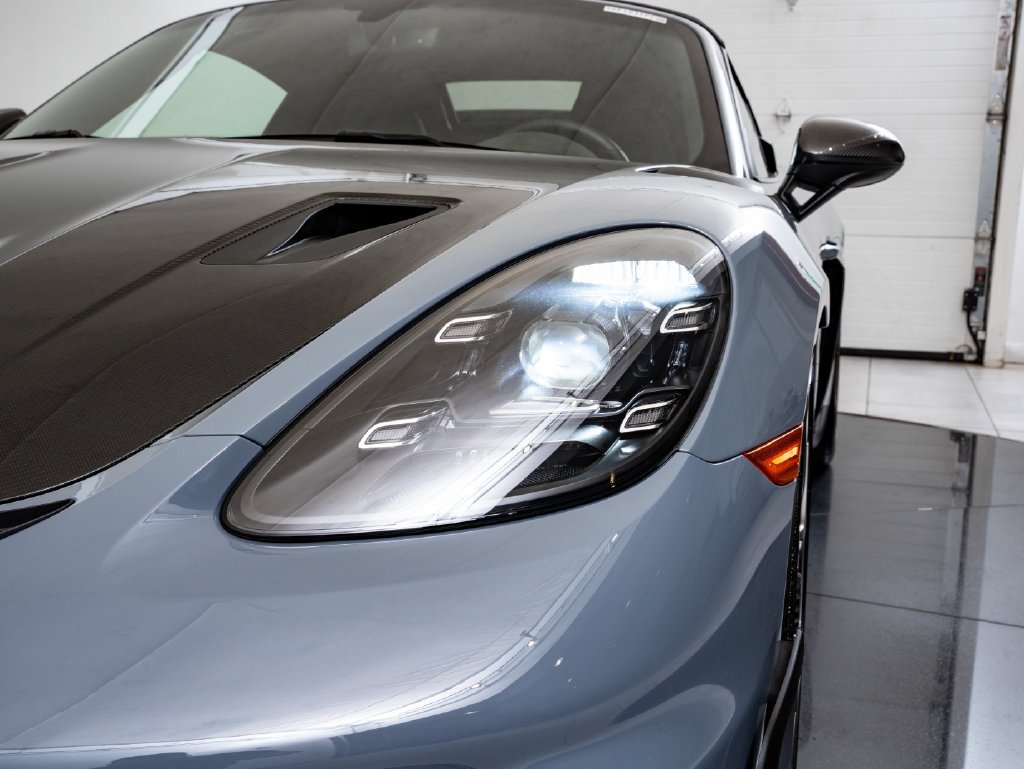 Certified Used 2024 Arctic Grey Porsche RS image 13