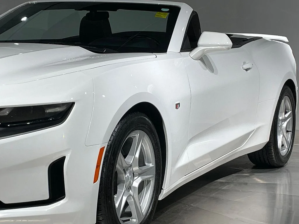 Used 2019 White Chevrolet 1LT image 18