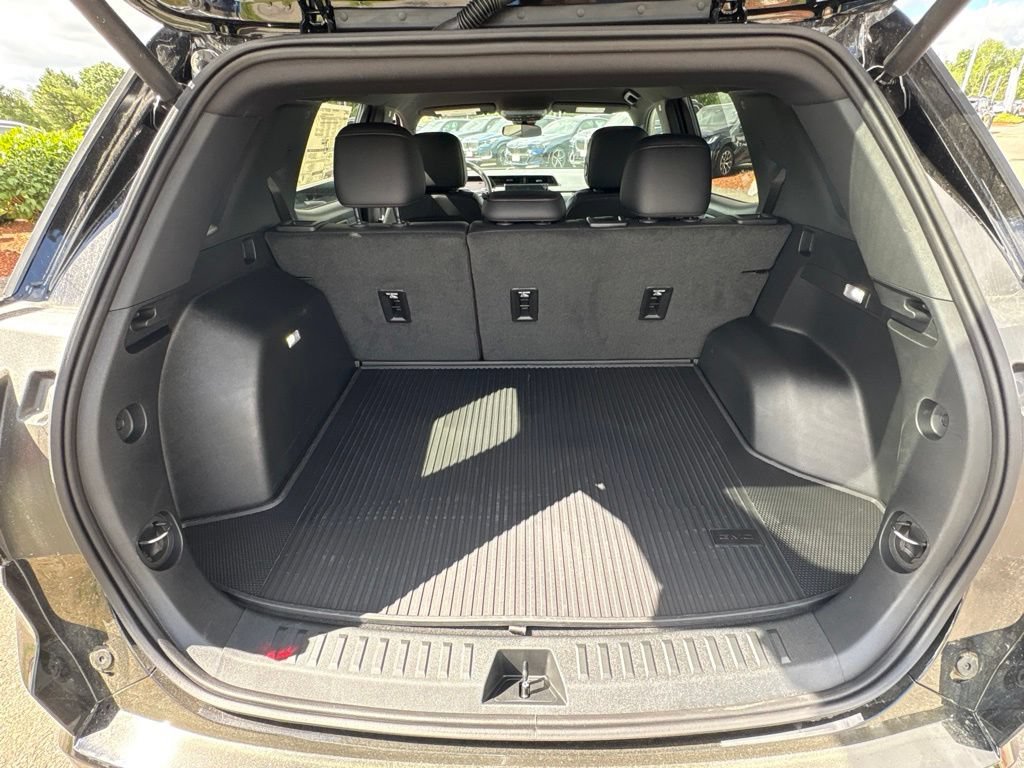 2026 GMC Terrain AT4 - Photo 8