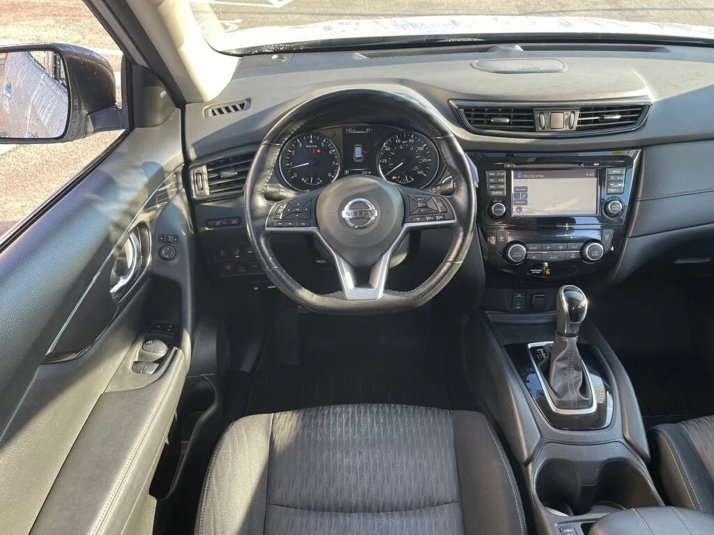 Used 2017 Brilliant Silver Nissan SV image 2