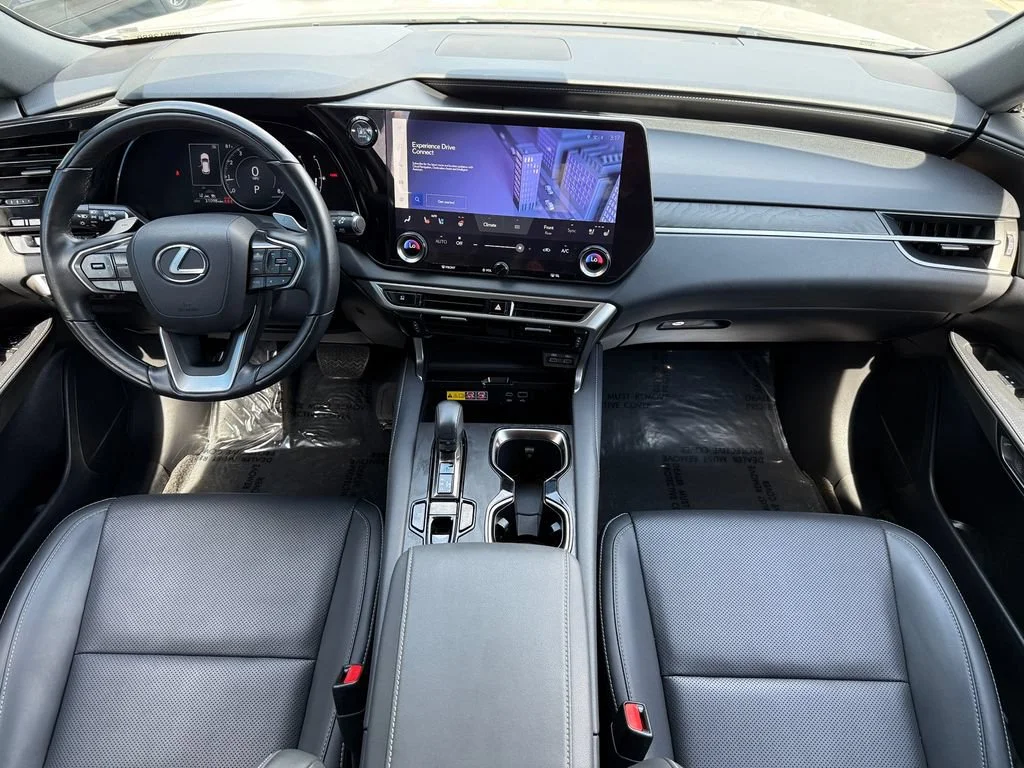 Used 2024 White Lexus RX 350 image 20