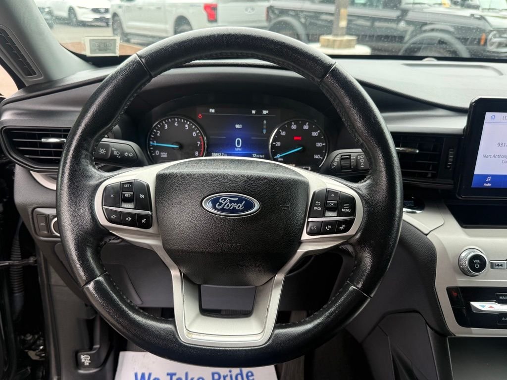 Used 2023 Black Ford XLT image 12