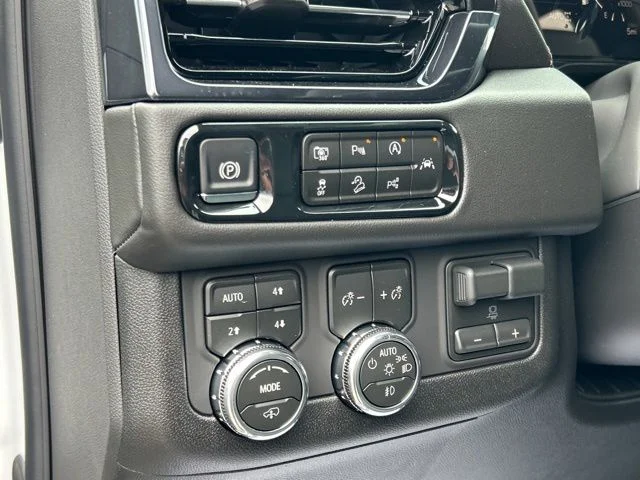2026 GMC Yukon AT4 - Photo 44