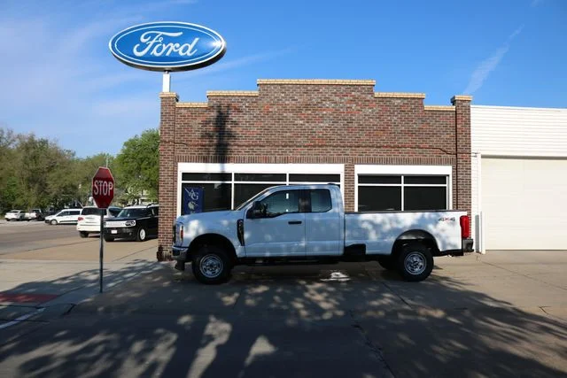2026 Ford F-250 XL 4x4 SuperCab 8' Box's photo