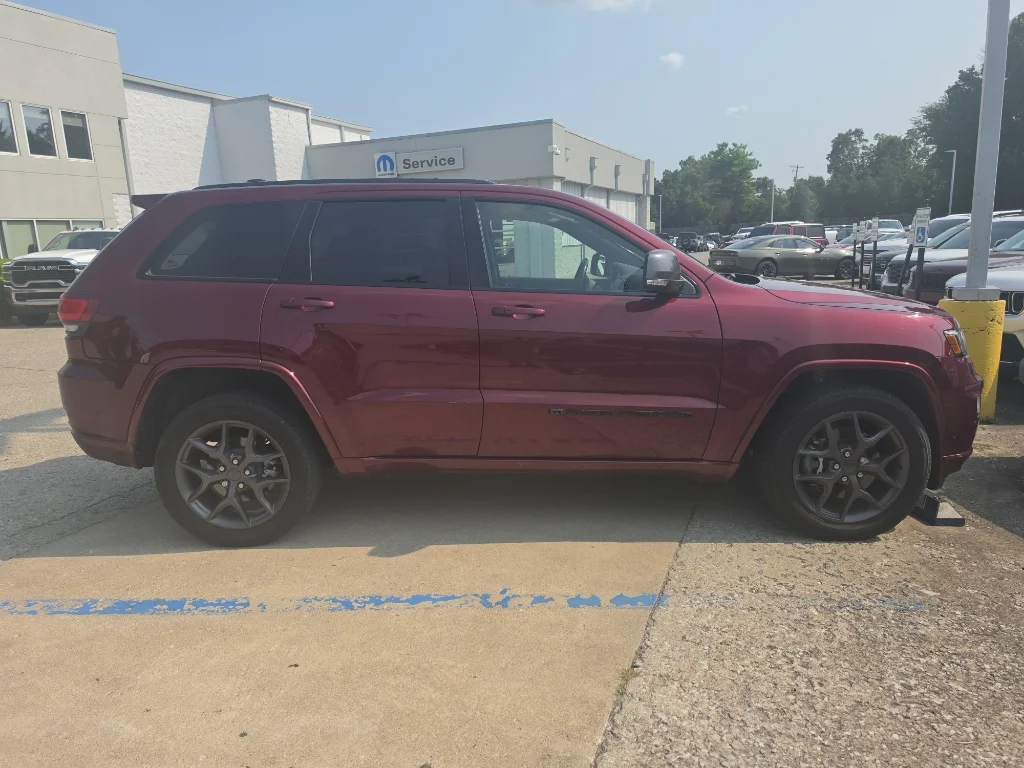 Used 2021 Velvet Red Pearlcoat Jeep 80th Anniversary image 5