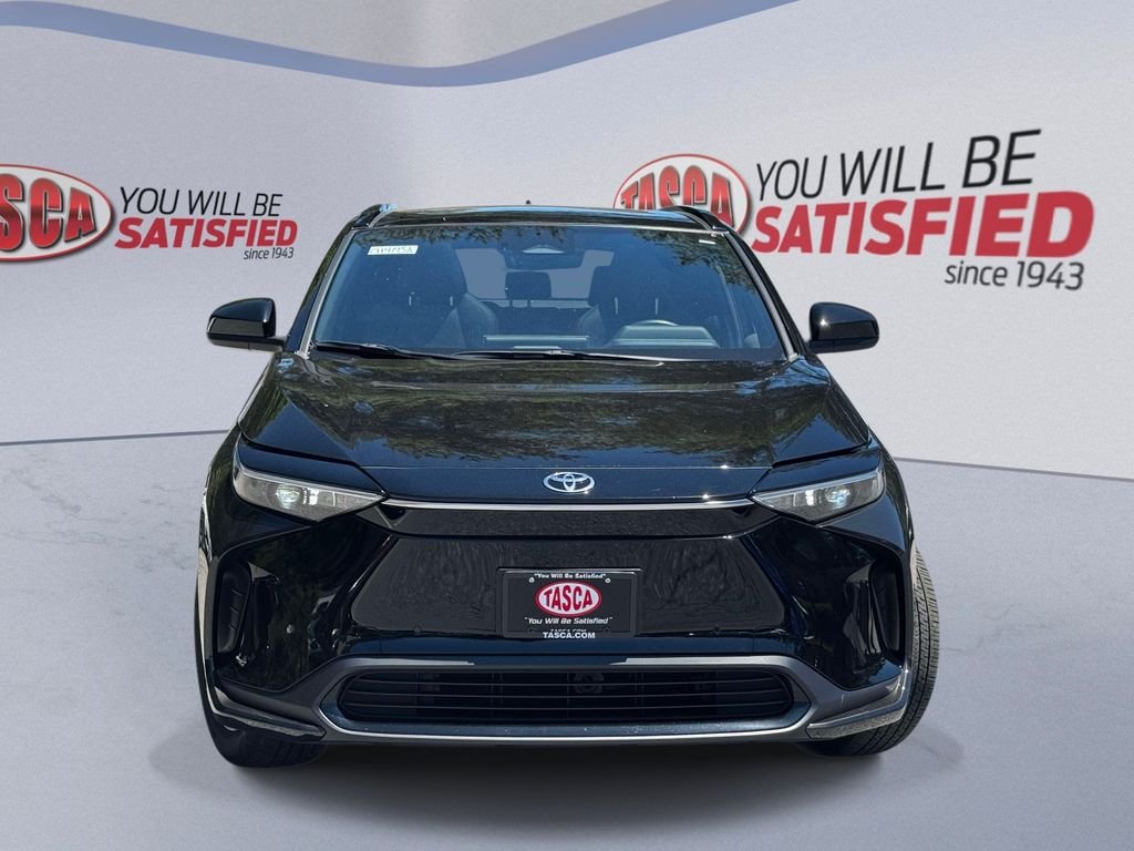 Used 2024 Toyota bZ4X XLE with VIN JTMABACA8RA076663 for sale in Stamford, CT