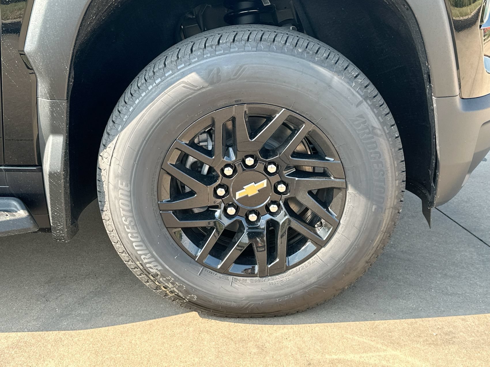 2026 Chevrolet Silverado EV LT - Photo 10