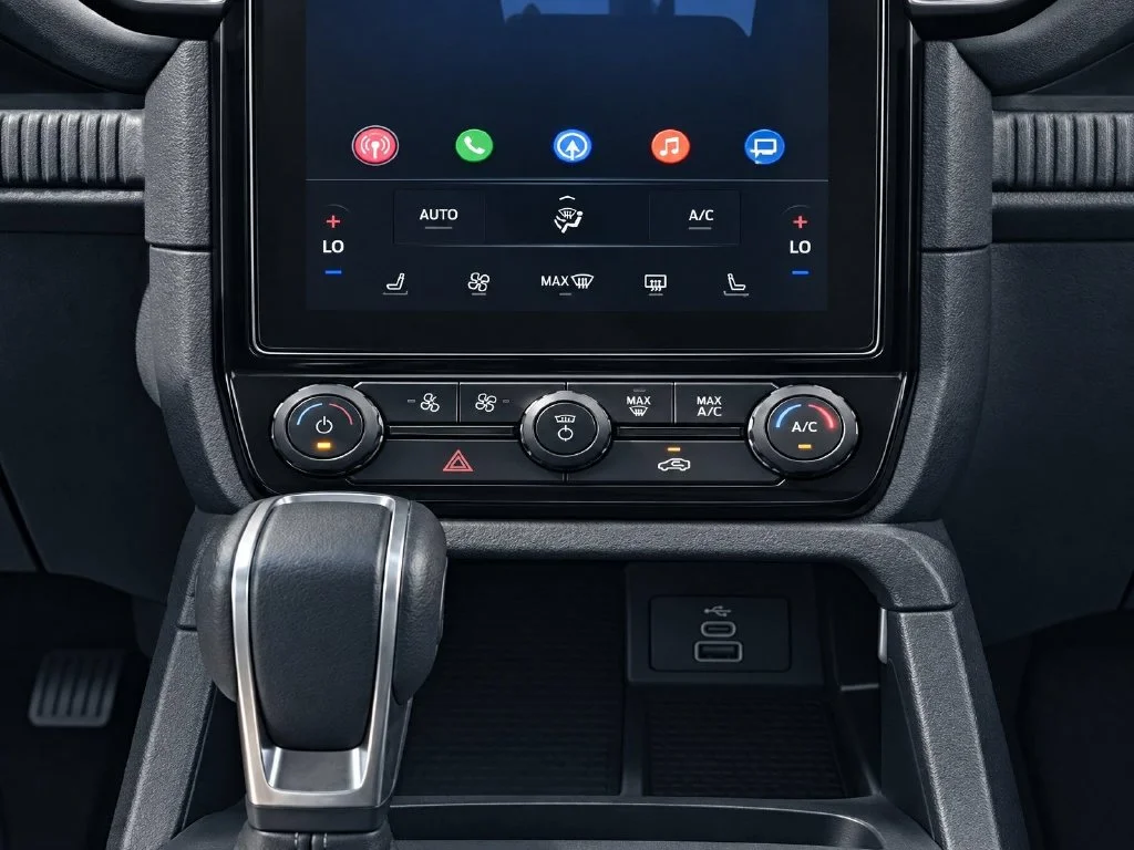 Used 2025 Black Ford XLT image 19